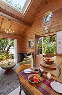 Porthole Log Cabin