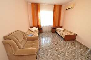 Vintage guest house