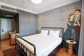 The Blue Fox Hotel