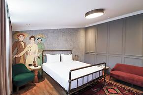 The Blue Fox Hotel