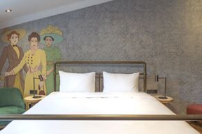 The Blue Fox Hotel