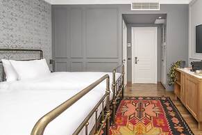 The Blue Fox Hotel
