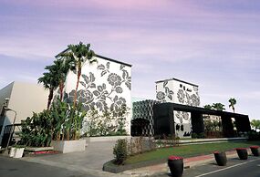 Royal Group Motel Ming Zu Branch