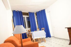 Apartment Low Cost Piscis 11