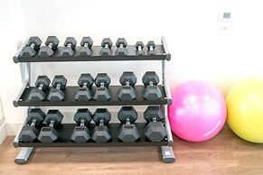 Holiday Inn Express & Suites Brandon by IHG