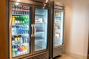 Holiday Inn Express & Suites Brandon by IHG