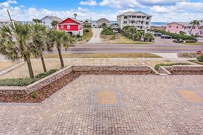 Dog Friendly Home with Ocean View from Balcony by RedAwning