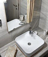 Angelos Boutique Suites