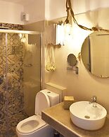 Angelos Boutique Suites