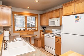 13 In The Pines 3 Bedroom Townhouse by RedAwning