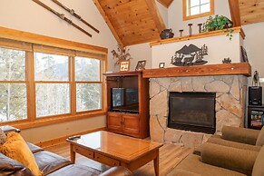 13 In The Pines 3 Bedroom Townhouse by RedAwning