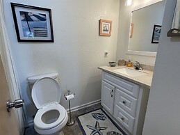 Sw 1 Starfish 1 Bedroom Condo by RedAwning