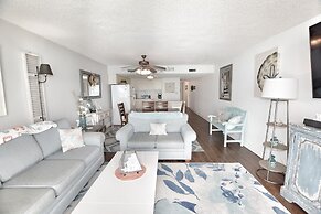 0602 Waters Edge Resort Studio Bedroom Condo by RedAwning