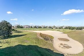 3 Bed Luxury Reunion Resort Golf Course View 3 Bedroom Condo by Redawn