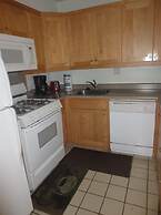 Kihei Akahi D604 1 Bedroom Condo by RedAwning