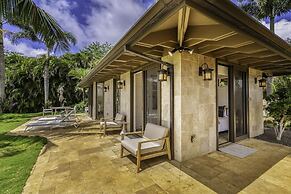 Hale Nanea 1 Bedroom Home by RedAwning