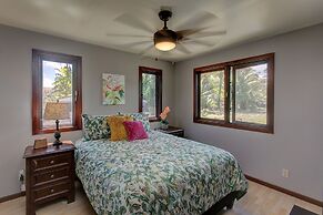 Hale Anuenue Nuku - The Rainbows End 3 Bedroom Home by RedAwning