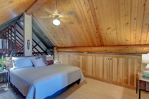 Hale Anuenue Nuku - The Rainbows End 3 Bedroom Home by RedAwning