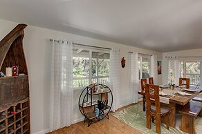 Ferns & Frogs Forest Hale 3 Bedroom Home by RedAwning