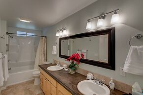 Ferns & Frogs Forest Hale 3 Bedroom Home by RedAwning