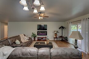 Ferns & Frogs Forest Hale 3 Bedroom Home by RedAwning