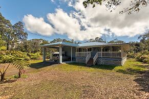 Ferns & Frogs Forest Hale 3 Bedroom Home by RedAwning