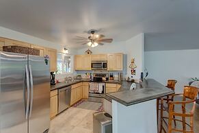 Ferns & Frogs Forest Hale 3 Bedroom Home by RedAwning