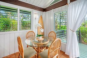 Niulani Lanikai - Kauai Beach House 4 Bedroom Home by RedAwning