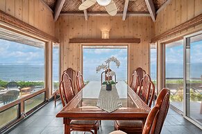 Niulani Lanikai - Kauai Beach House 4 Bedroom Home by RedAwning