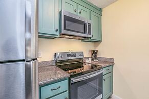 Beautifully Upgraded, Full Kitchen, Comfy King Bed, Ac 1 Bedroom Condo