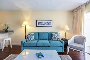 Beautifully Upgraded, Full Kitchen, Comfy King Bed, Ac 1 Bedroom Condo