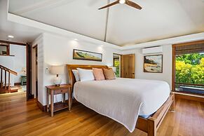 Kapiolani - As Seen On Hgtv 3 Bedroom Home by RedAwning