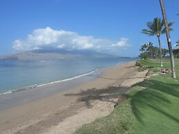 Maui Sunset B110 1 Bedroom Condo by RedAwning