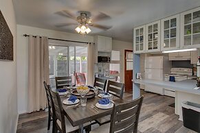 Hilo Hale Kaumana 3 Bedroom Home by RedAwning