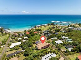 Hale Kahana'lu 2 Bedroom Condo by RedAwning