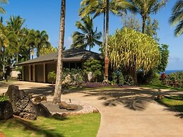 Kai Halulu 3 Bedroom Home by RedAwning