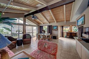 Hale Hamakua 3 Bedroom Home by RedAwning