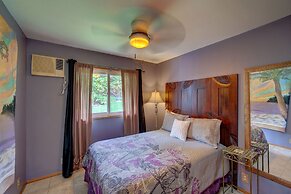 Hale Hamakua 3 Bedroom Home by RedAwning