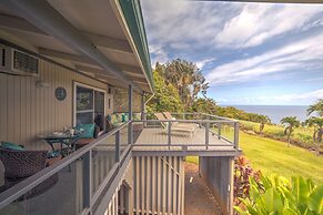 Hale Hamakua 3 Bedroom Home by RedAwning