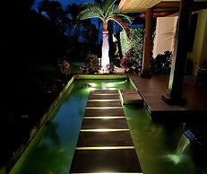 Aloha Spirit Maui 2 Bedroom Home by RedAwning