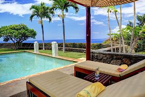 Aloha Spirit Maui 2 Bedroom Home by RedAwning