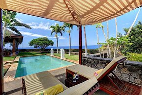 Aloha Spirit Maui 2 Bedroom Home by RedAwning