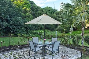 Hale O Makani 3 Bedroom Home by RedAwning