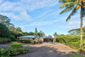Hale O Makani 3 Bedroom Home by RedAwning