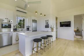 Hale Lani 1 Bedroom Home by RedAwning