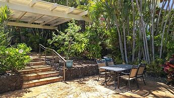Huaka Mahina 4 Bedroom Home by RedAwning