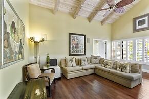 Huaka Mahina 4 Bedroom Home by RedAwning