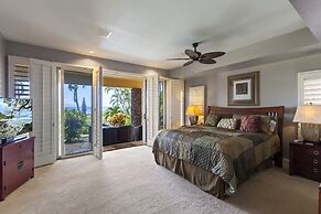 Huaka Mahina 4 Bedroom Home by RedAwning