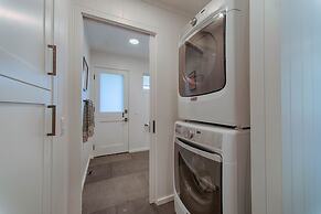 Hanalei Beachfront 3 Bedroom Home by RedAwning