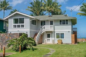 Hanalei Beachfront 3 Bedroom Home by RedAwning